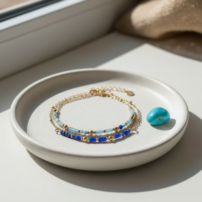 Bracelet fin Bohème en acier inoxydable plaqué or 18 carats avec Lapis Lazuli et Turquoise