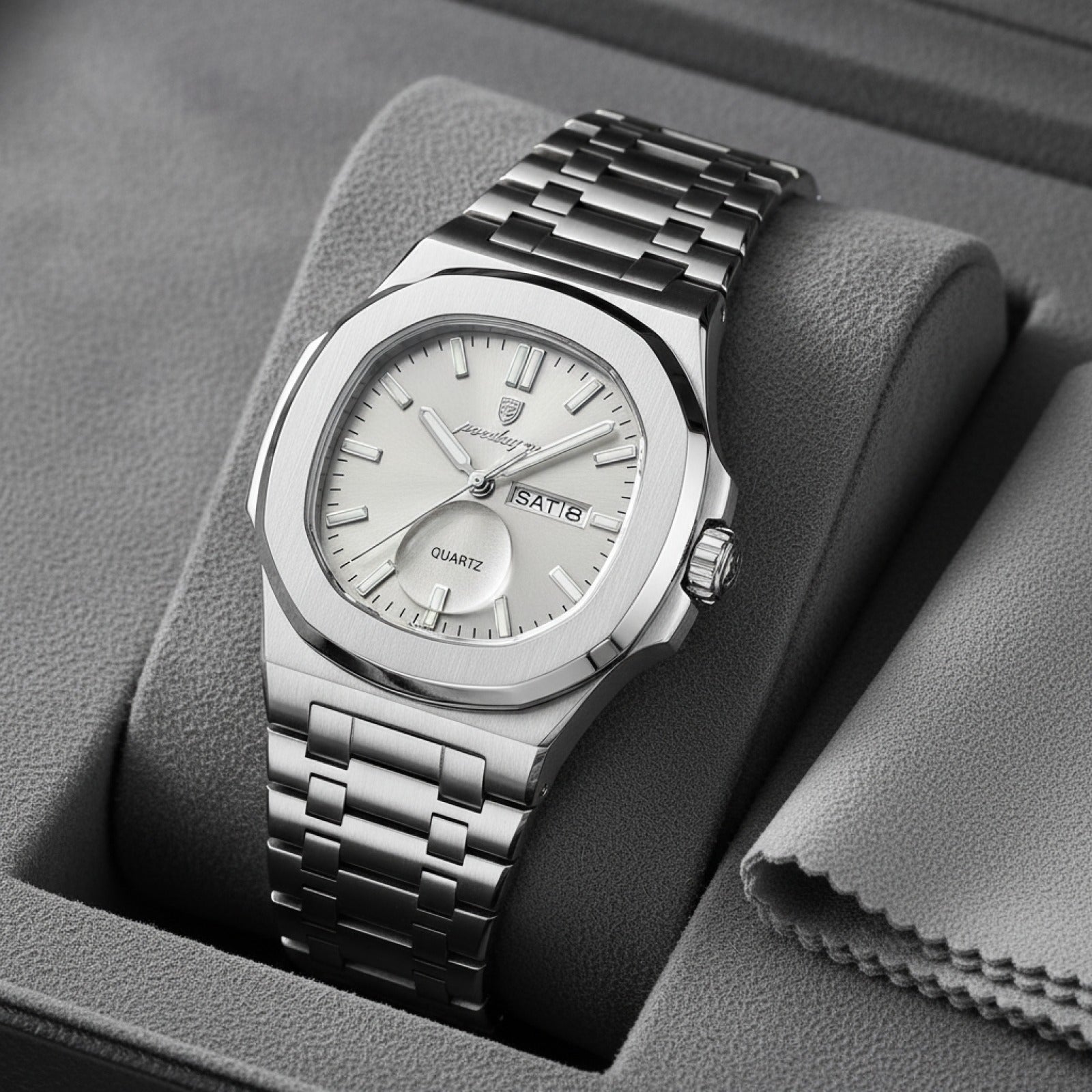Montre Homme POEDAGAR Carrée Militaire : Luxe, Acier Inoxydable, Étanche avec Date & Semaine