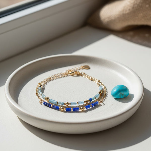 Bracelet fin Bohème en acier inoxydable plaqué or 18 carats avec Lapis Lazuli et Turquoise